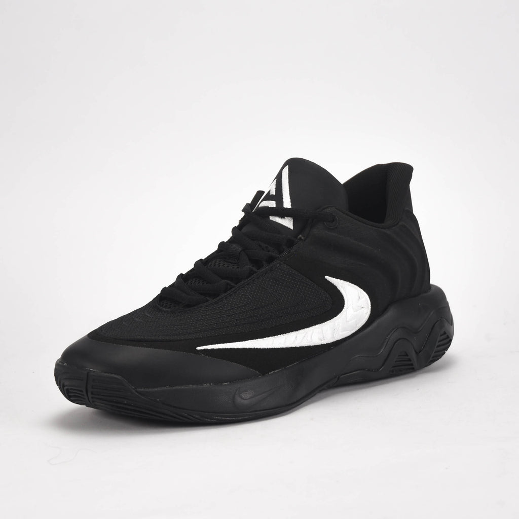 Nike Giannis Immortality 4 - La Vitesse Sur Le Terrain