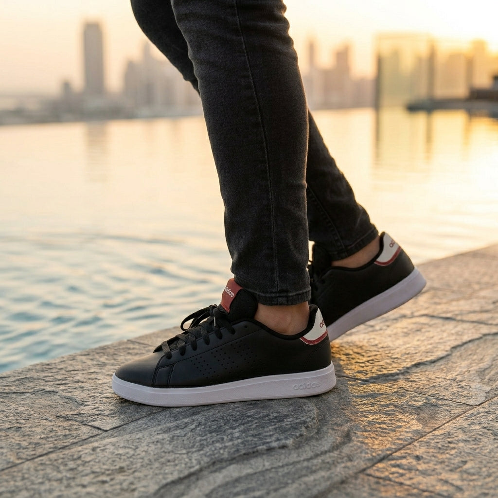 Adidas Advantage Base Homme — le look qui tient toute la journée