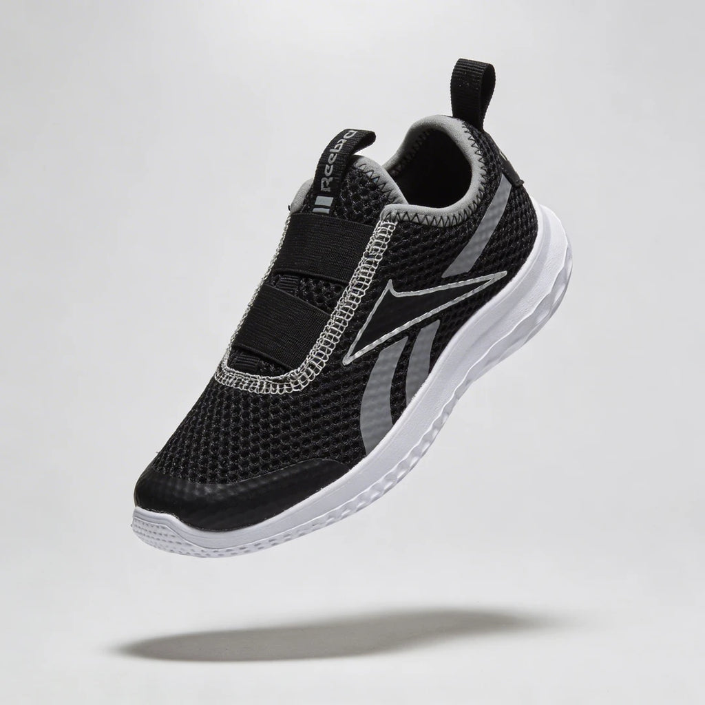 Baskets Enfant et Bébé Reebok Reebok Rush Runner Slip On vue trois-quarts fond studio - BirdNova Algérie
