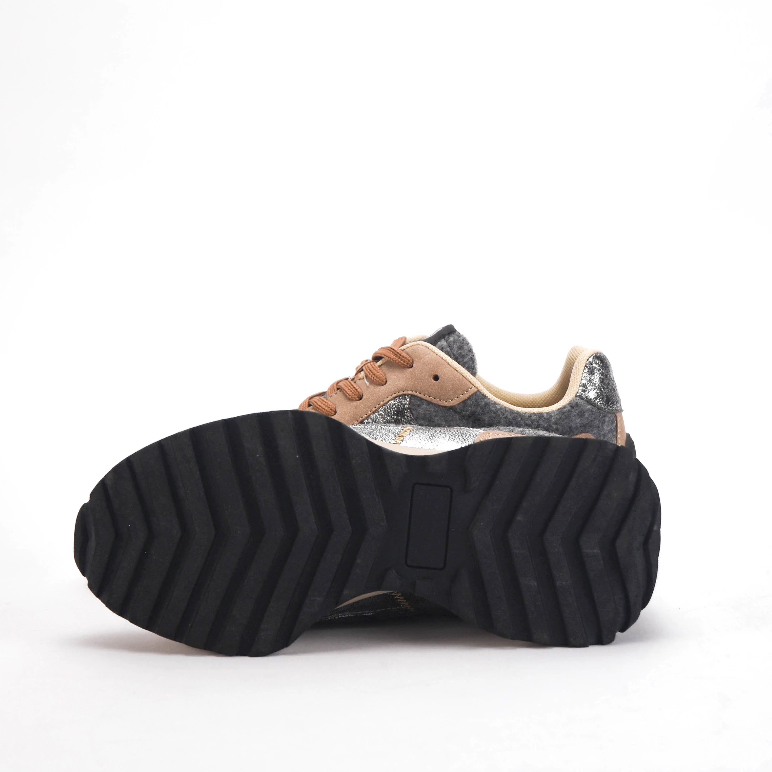 Détail de la semelle extérieure des Baskets Femmes Safety jogger Shoes - BirdNova Algérie