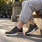 Baskets Femmes Safety jogger Shoes vue trois-quarts en situation - BirdNova Algérie