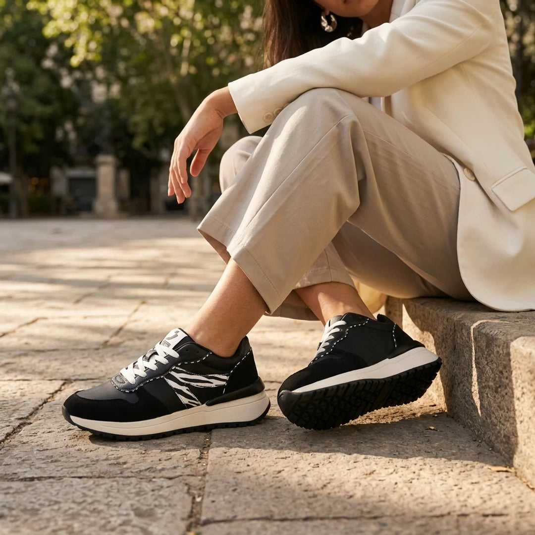 Baskets Femmes Safety jogger Shoes vue trois-quarts en situation - BirdNova Algérie