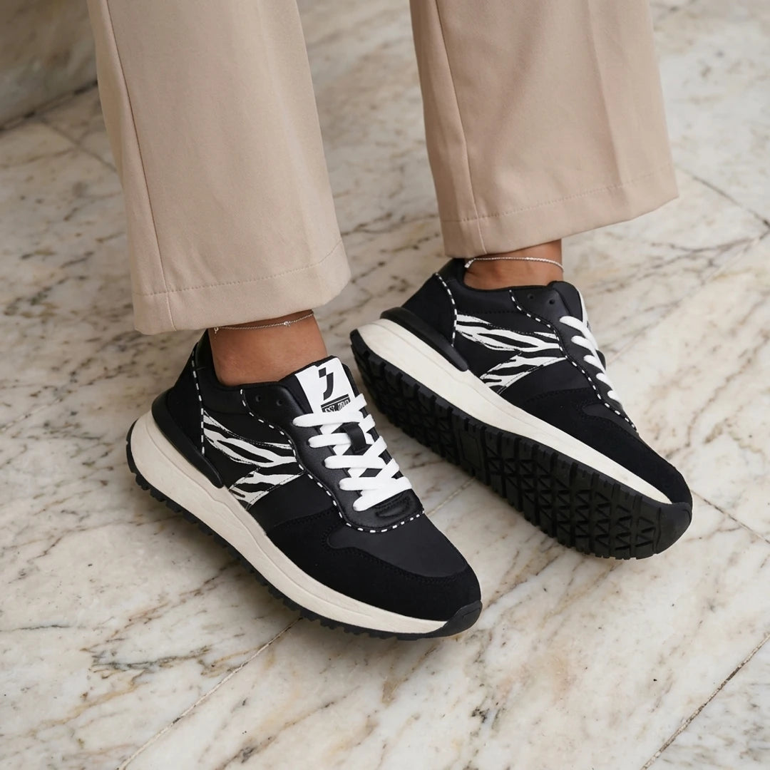Baskets Femmes Safety jogger Shoes vue de dessus en situation - BirdNova Algérie