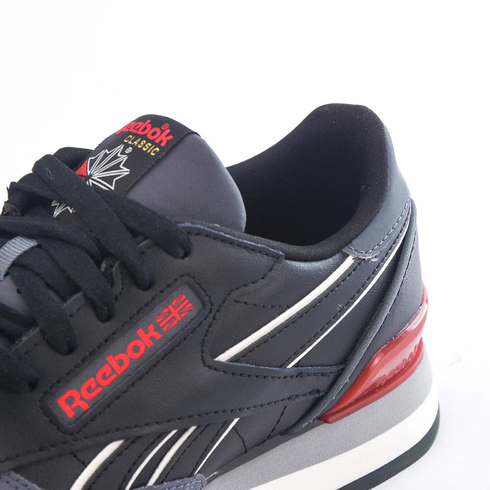 Détail de la semelle des Baskets Hommes Reebok BASKET REEBOK CLASSIC LEATHER CLIP - BirdNova Algérie