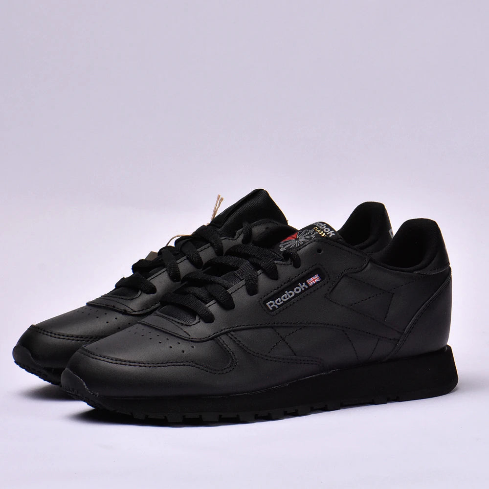 Baskets Hommes Reebok Classic Leather vue trois-quarts - BirdNova Algérie