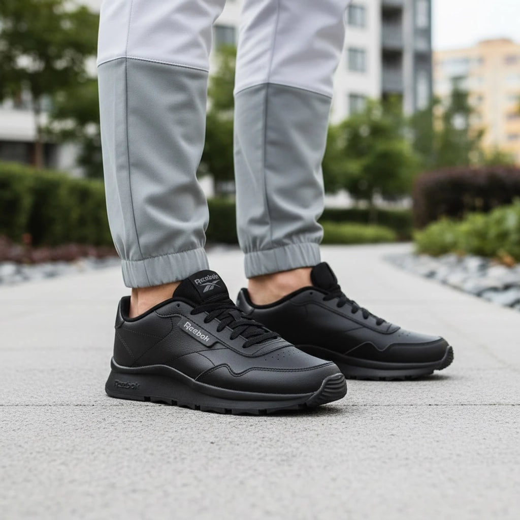 Baskets Hommes Reebok Ramble Black/Black/Grey5 vue de face en situation - BirdNova Algérie