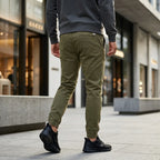 Pantalons Vêtements homme Lumberjack Jogger Kaki vue arrière complète en situation - BirdNova Algérie