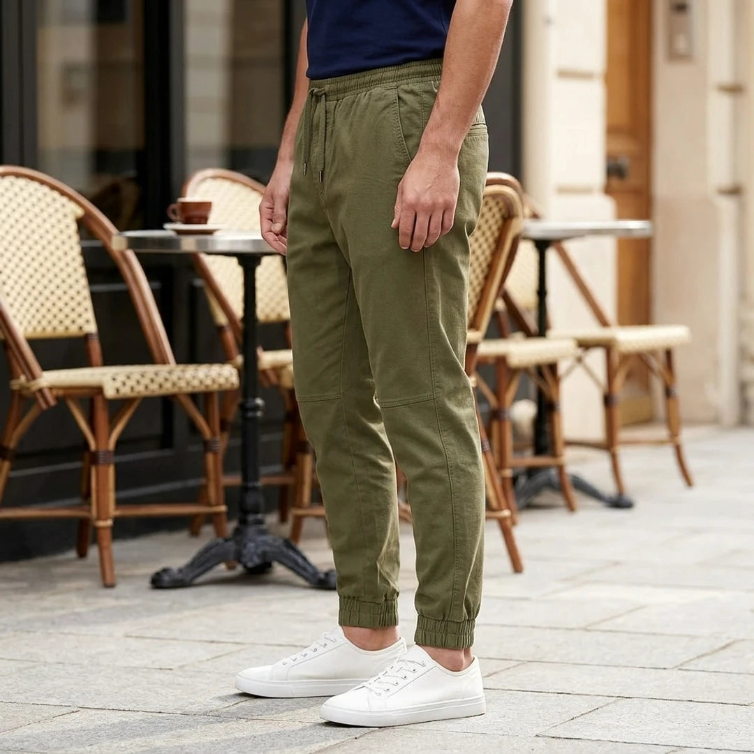 Pantalons Vêtements homme Lumberjack Jogger Kaki profil gauche en situation - BirdNova Algérie