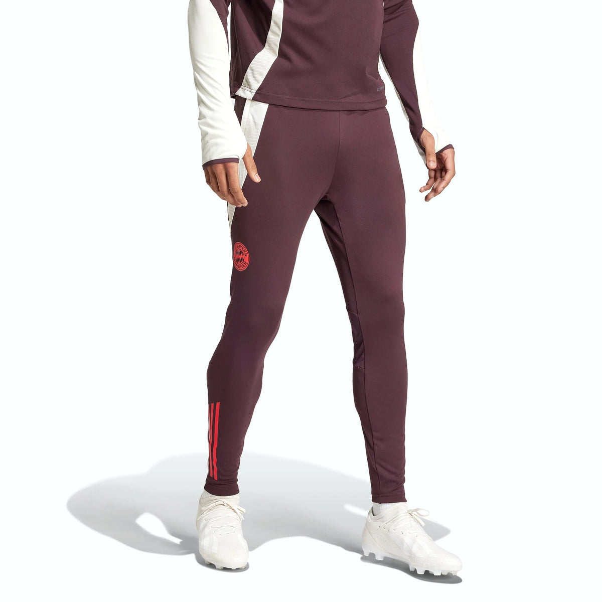 Adidas Pantalon Bayern Prune Homme, vue de face portée, BirdNova Algérie