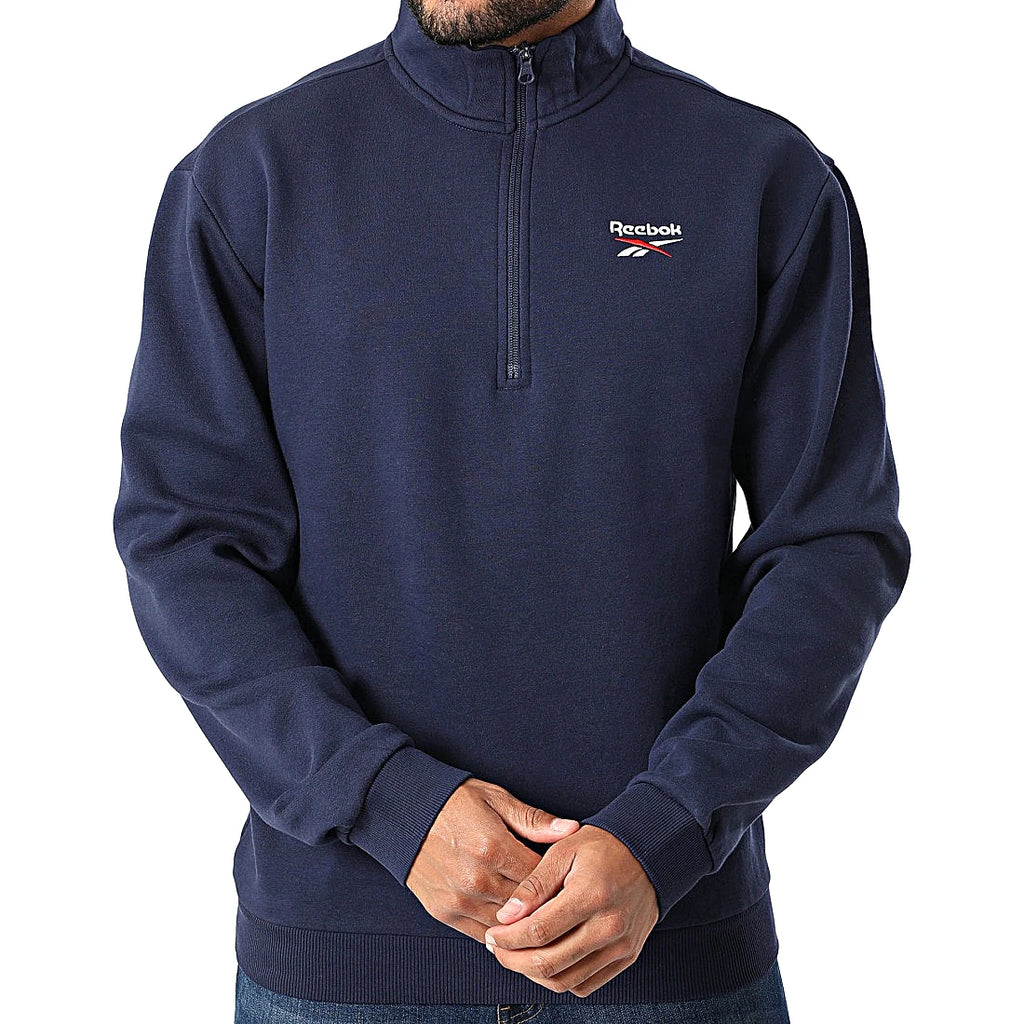 Reebok Sweat Demi-Zip Bleu Marine, vue de trois quarts avec bord-côte aux poignets, BirdNova Algérie