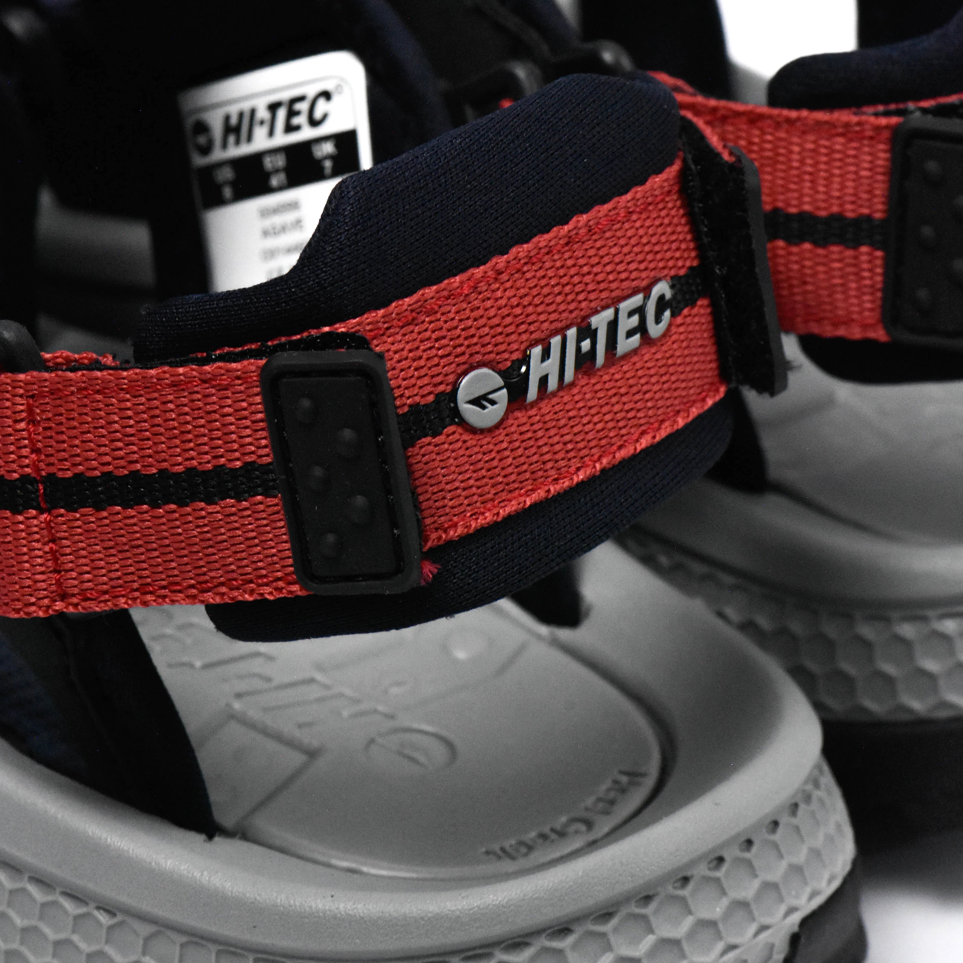 Détail de la sangle de talon des sandales Hi-tec Hi Tec avec logo - BirdNova Algérie
