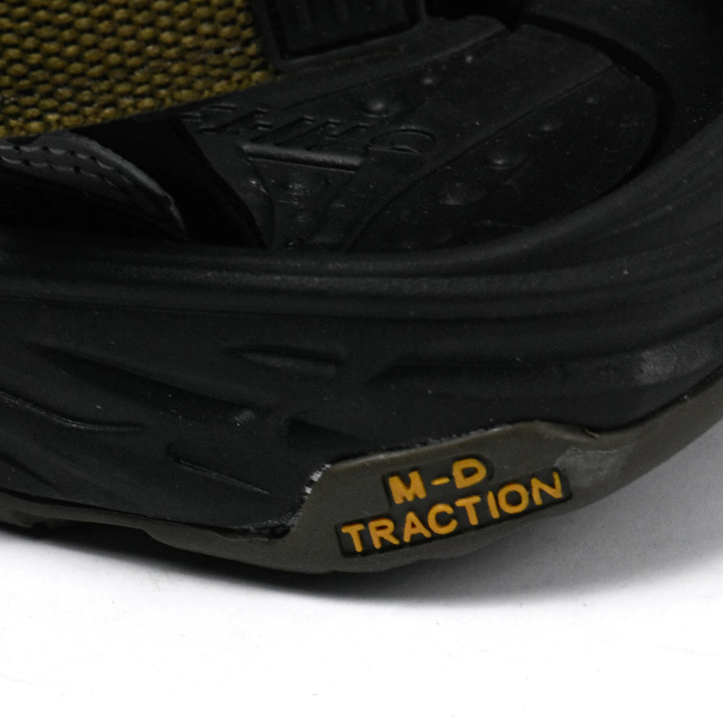 Sandales Hommes Hi-tec Hi Tec Ula Raft détail du marquage M-D TRACTION sur la semelle - BirdNova Algérie