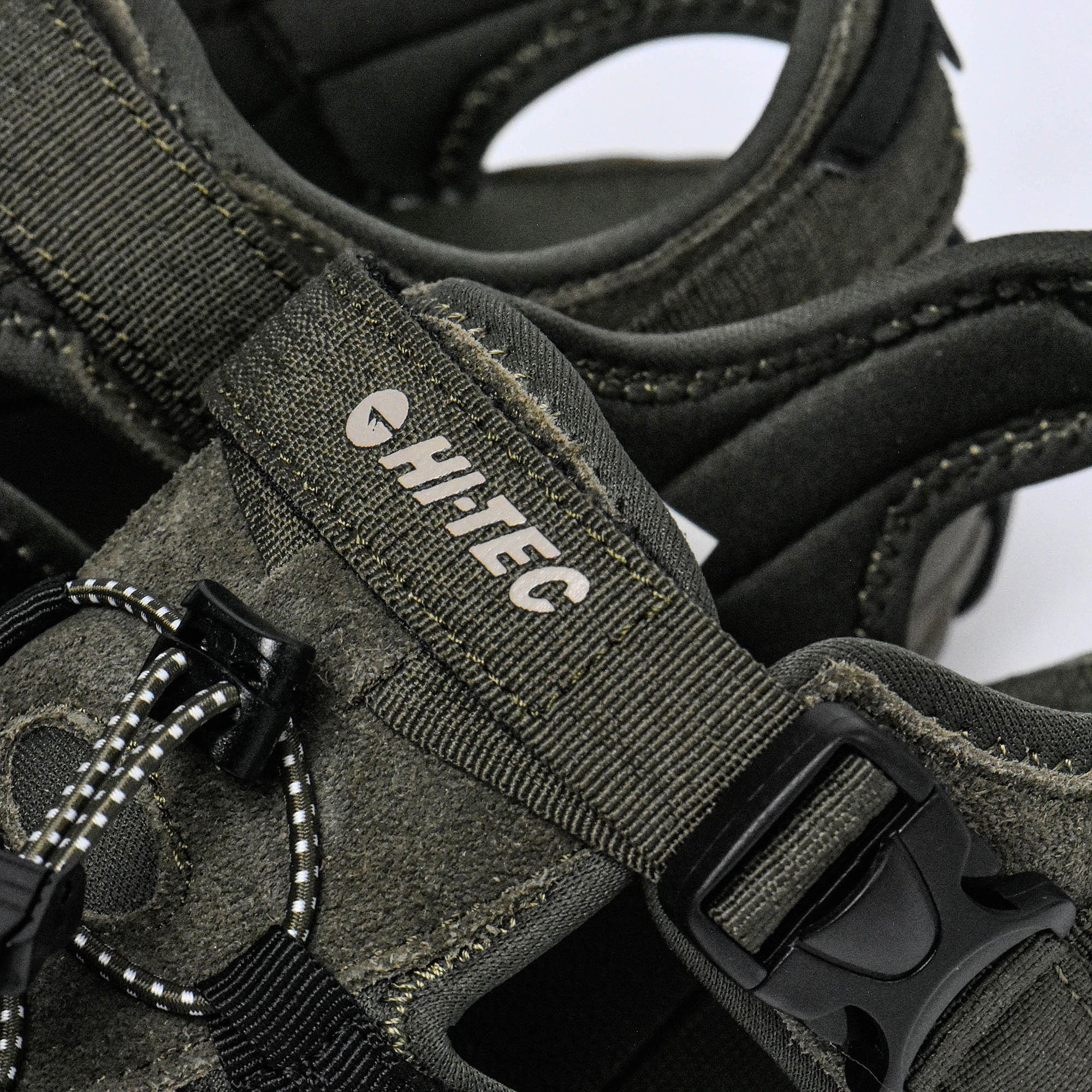 Sandales Hommes Hi-tec Shaol Bay Sea Turtle-Taupe détail du laçage et de la sangle supérieure - BirdNova Algérie