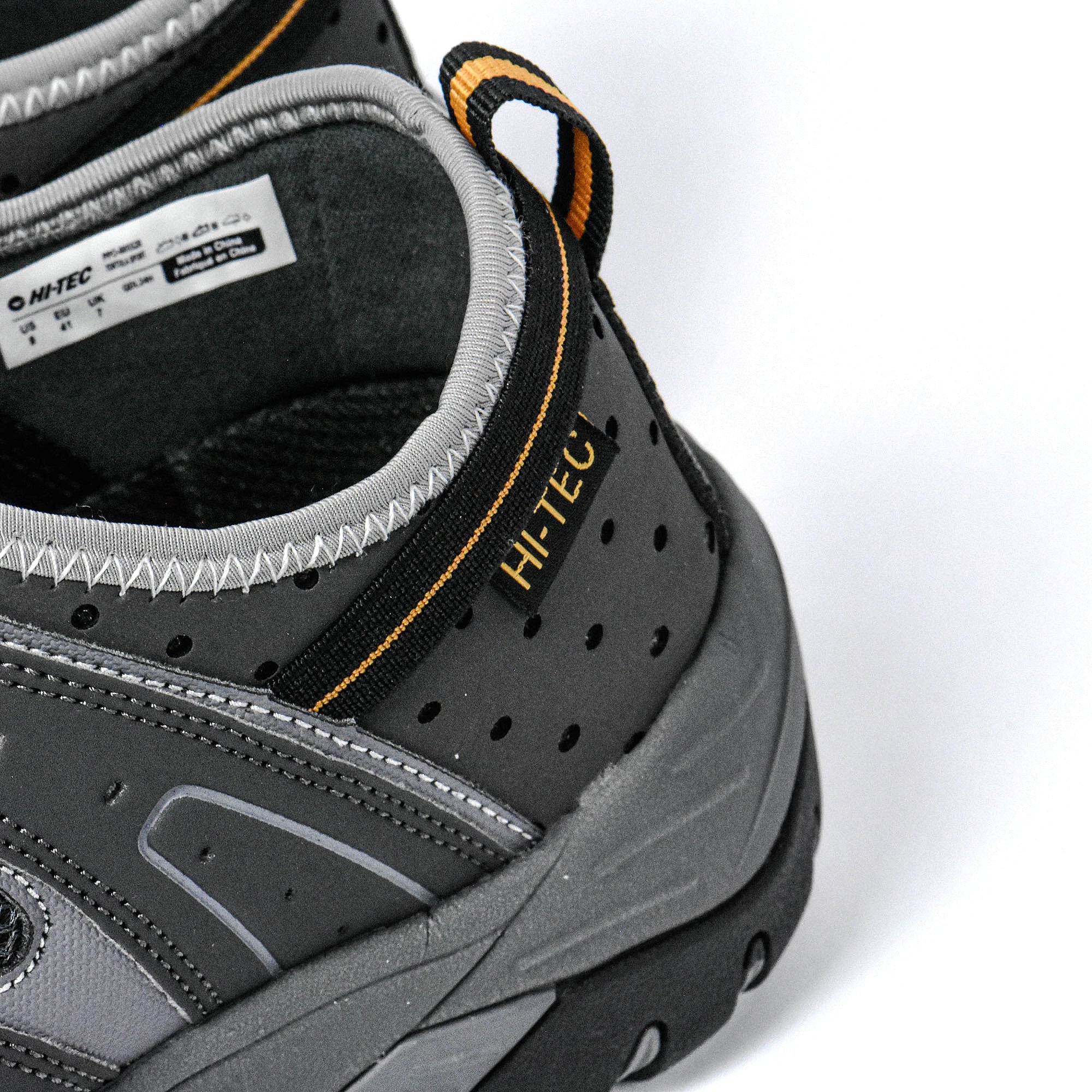 Détail du talon et du logo Hi-tec sur les Sandales Hommes Tortola Sport Charcoal - BirdNova Algérie